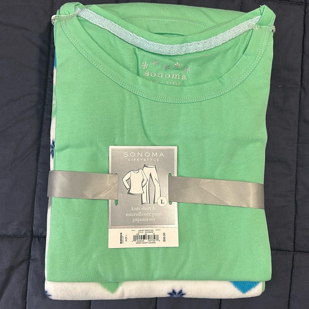 NWT Sonoma Life+Style Ladies Pajama Set